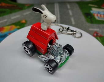 Snoopy Hot rod Rare Premium Hotwheels custom Keychain gift model collector edition