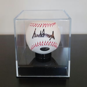 Donald Trump Signed Autographed Baseball United States President w/ Hologram COA