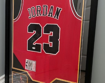 Custom Framed Michael Jordan Signed 1997-98 Jersey PSA Authenticated, Basketball Memorabilia Gift