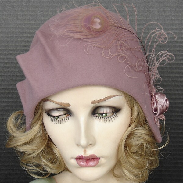 1930's Style Cloche In Rosy Mauve Velour Felt