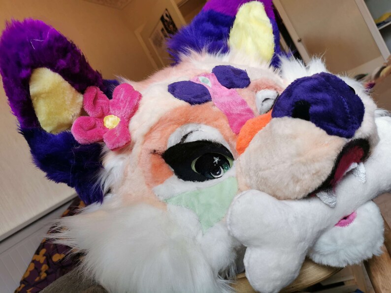 Tombola de Fursuit Head image 2