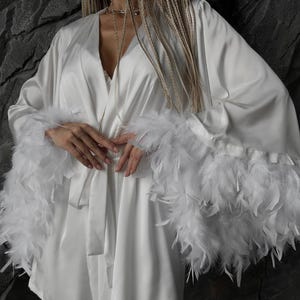 White Feather Robe Set - Bridesmaid Robes with Nightdress - Bride Nightgown and Robe with Detachable Feather Sleeves - Bridesmaid gift Only Robe
