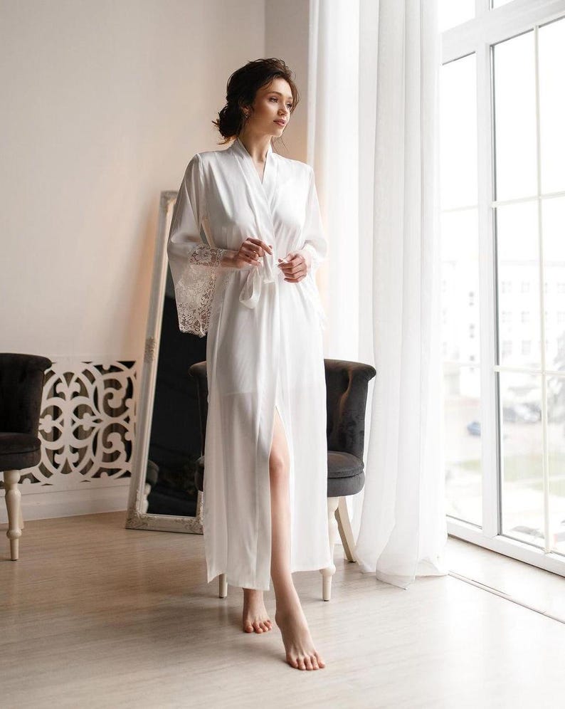 White Long Bride Robe and Peignoir Set - Wedding Robe and Nightgown ...