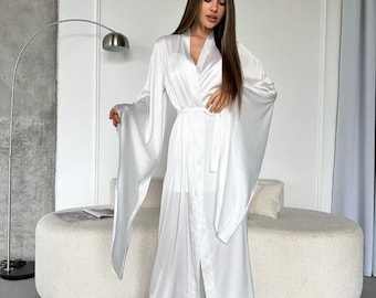 White Silk Kimono Robe and Nightgown Set - Luxurious Floor Length Bridal Robe - Best Gift for Honeymoon