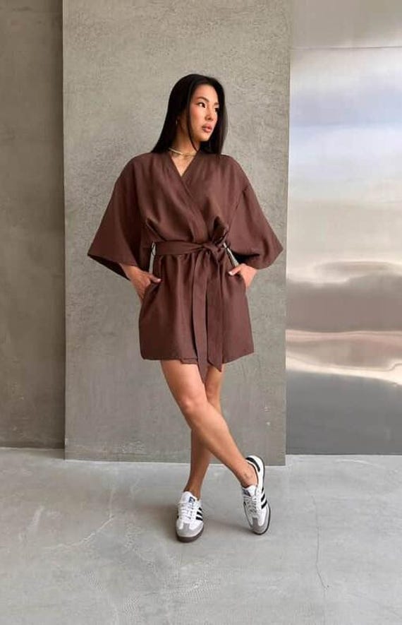 modern kimono dress Japanese Authentic Kimono Dress for Modern Days KiMONO