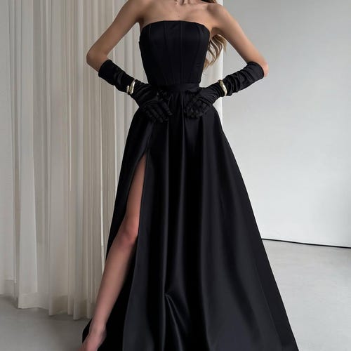 Elegant Long Black Corset Dress - Overbust Bustier & High Slit Long Skirt - Prom, Wedding Guest or Bridesmaid Dress Elegant Long Black Corset Dress - Overbust Bustier & High Slit Long Skirt - Prom, Wedding Guest or Bridesmaid Dress