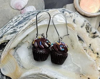 Miniature muffin earrings, chocolate muffins with sprinkles, handmade polymer clay jewelry, miniature food jewelry