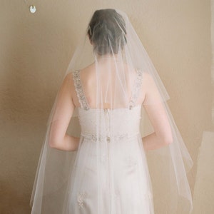 Fingertip veil, bridal sheer veil Simple and sheer single layer long veil Style 221 Ready to Ship image 4