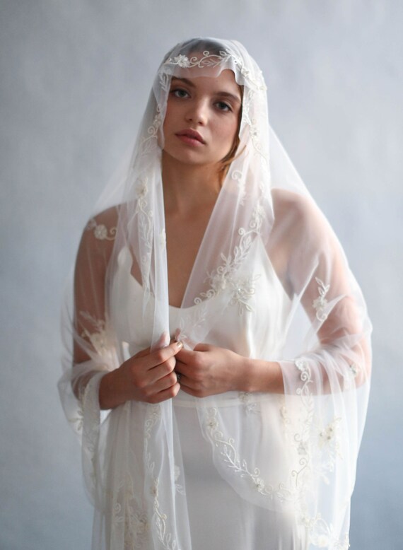 Vintage mantilla veil Clearance