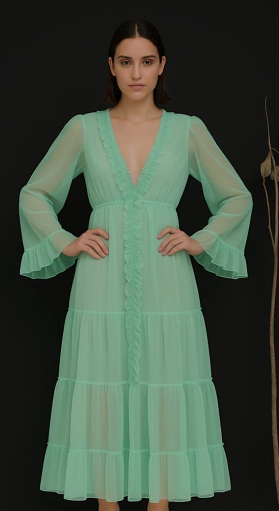 green emerald velvet dress 21