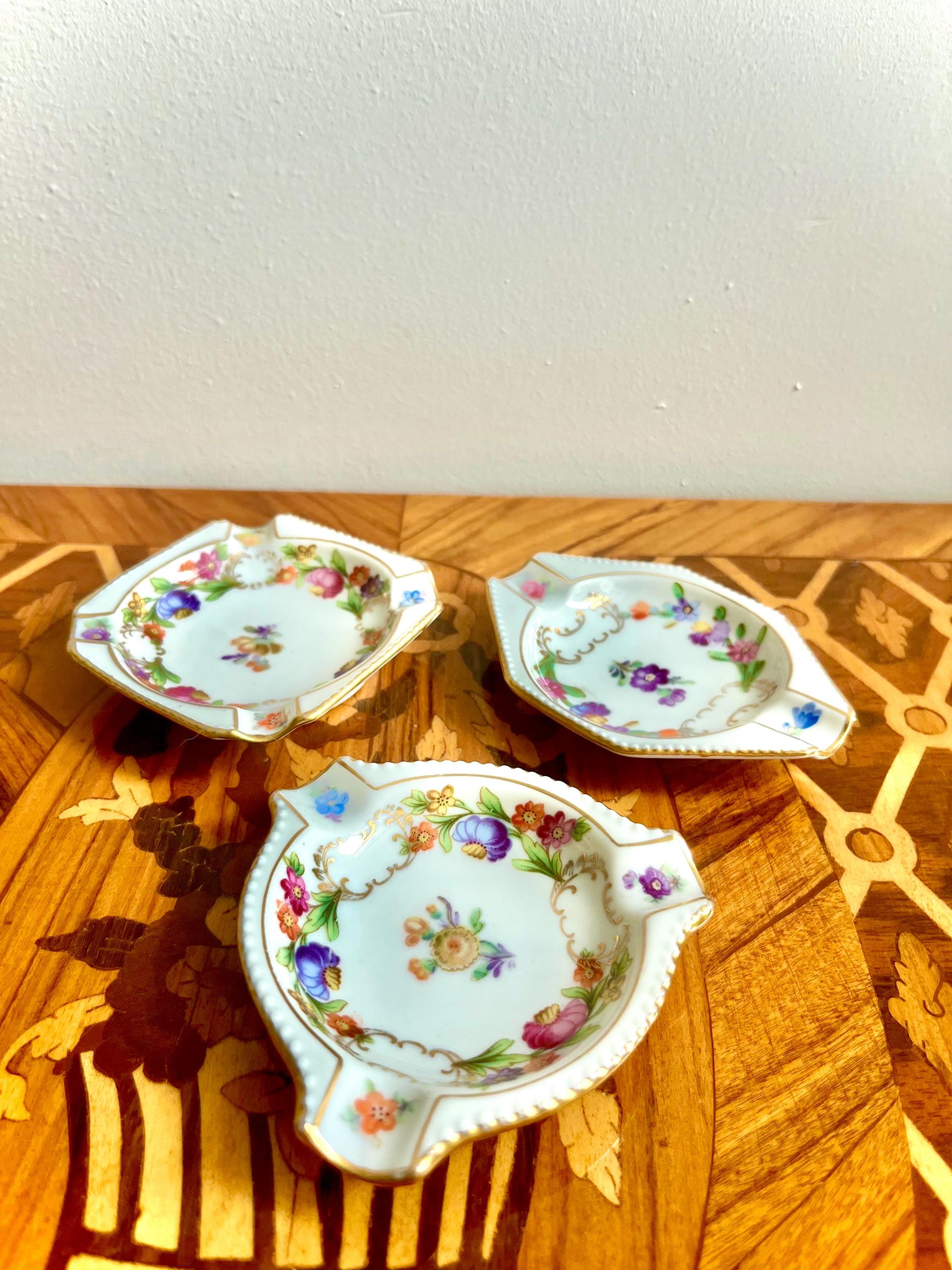 cigarette platter Cigarette Platter