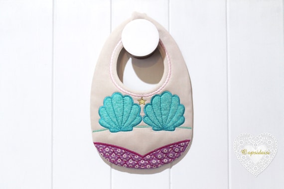 ITH In The Hoop Quilted Baby Bib - Mermaid Machine Embroidery File design 8x12 ITH applique