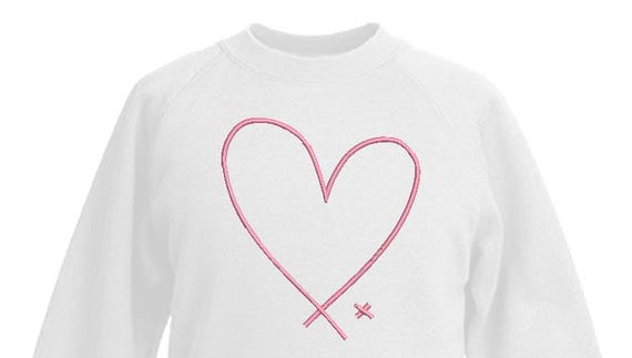 Big Heart Outline Machine Embroidery File design  - 8 x 8 inch hoop - Heart and Kisses Embroidery Design