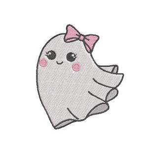 Può includere: Un simpatico fantasma dei cartoni animati con un fiocco rosa, occhi grandi e un'espressione felice. Il fantasma è bianco con un contorno grigio e ha un blush rosa sulle guance.