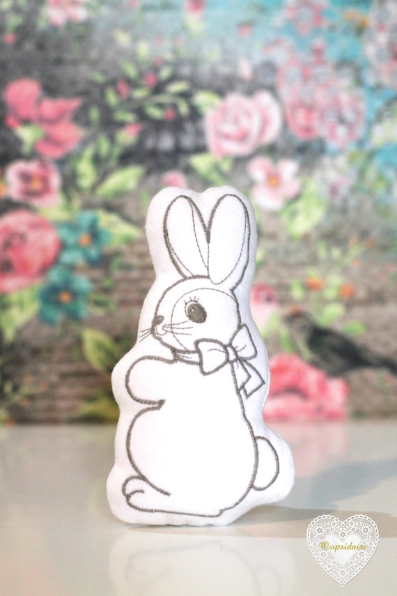 ITH In The Hoop VINTAGE Bunny RABBIT Stuffie Softie - Machine Embroidery File design-  Easter - 5x7 hoop