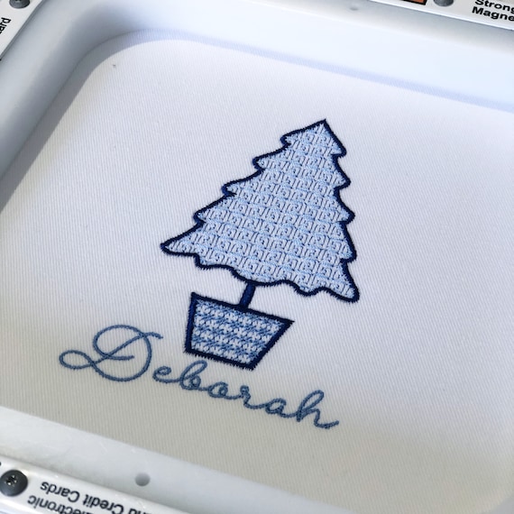 Greek Key Xmas Tree - Machine Embroidery File design - 4 x 4 inch hoop - Chinoiserie Christmas Tree Embroidery