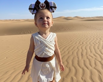 スター・ウォーズ レイのコスチューム、ディズニーランドのベビー服、ディズニー スター・ウォーズ ベビーコスチューム、ベビー レイのコスチューム、スター・ウォーズのドレスアップ、ディズニー ベビー、レイのコスチューム