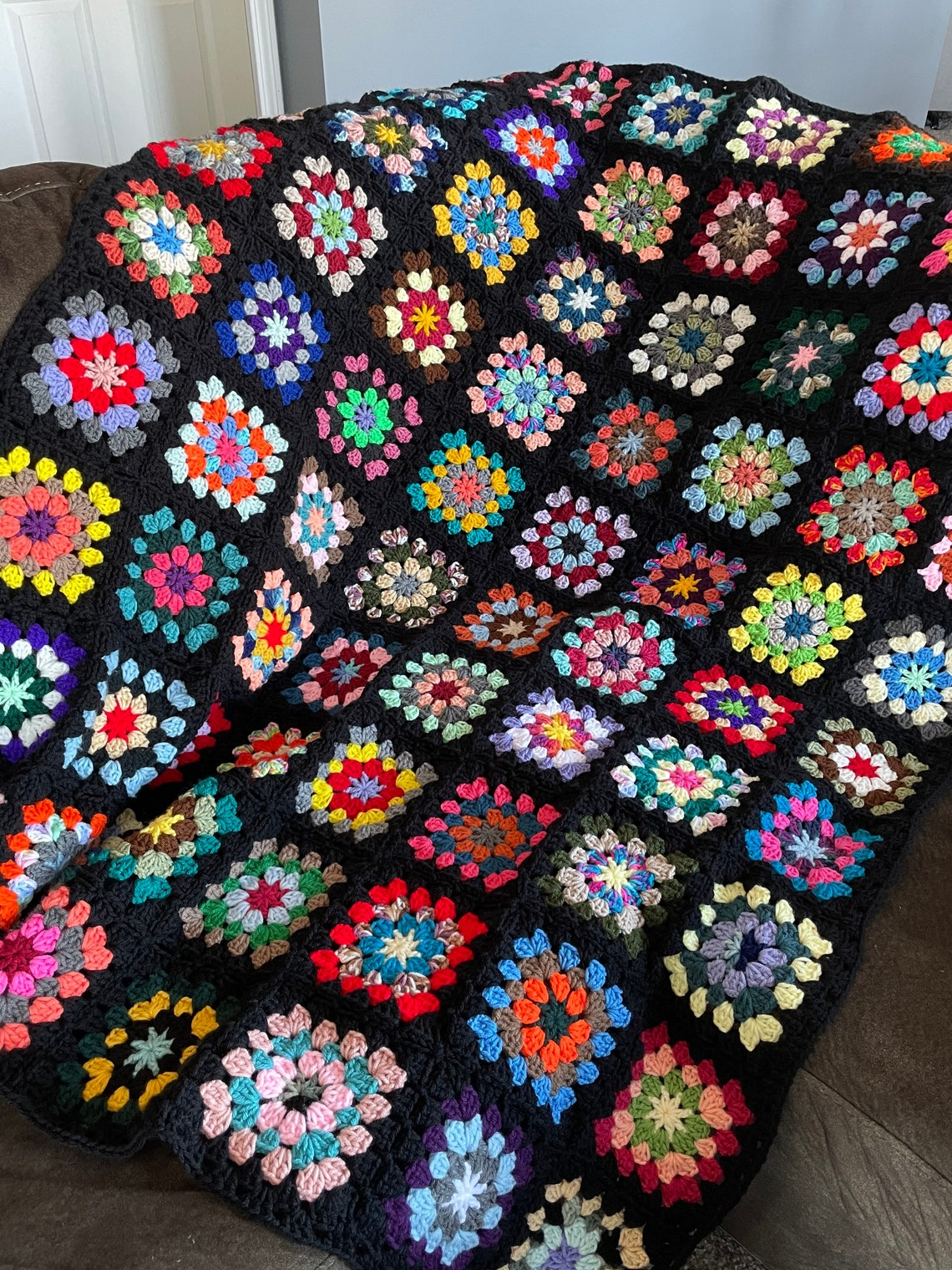 Roseanne's Flower Granny Square Afghan The Connors Couch Etsy