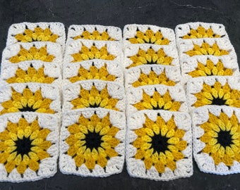 Lot of 20 5” Black eyed Susan SUNFLOWER Granny Squares Homemade Hand Crocheted Blocks afghan throw pillow scarf TOTE BAG