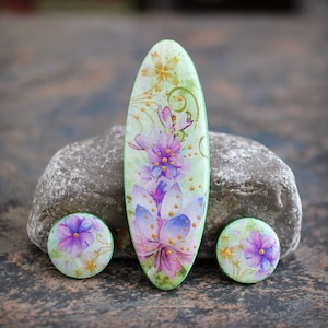 Lavender Lime. Polymer clay and resin Oval Cabochon. Transferred image graphic beads. Bead embroidery cabs. Lightweight. Made to Order.