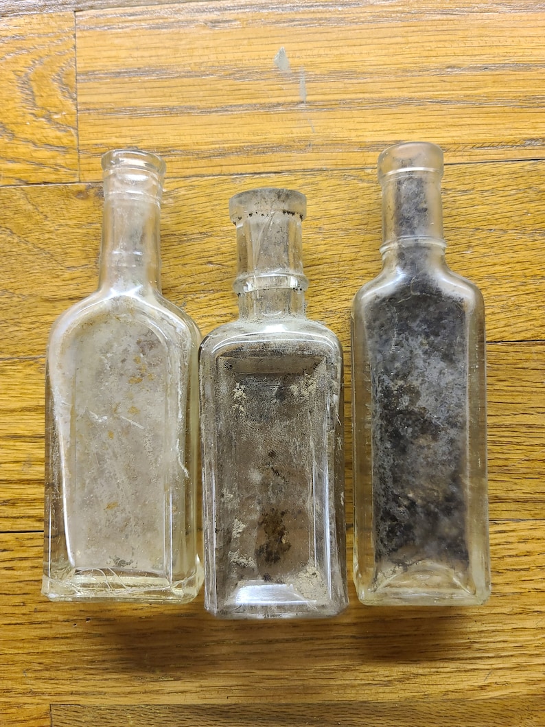 VINTAGE BOTTLES for crafting, decorating, collecting. From 1910's-30's medicone lot