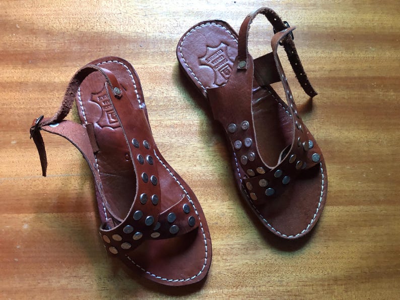 leather sandals, studded sandals, brown sandals, handmade sandals, boho sandals, womens sandals, summer sandals, flat leather shoe, rustic sandals, ankle strap sandal, casual sandals, artisan sandals, moroccan sandals
