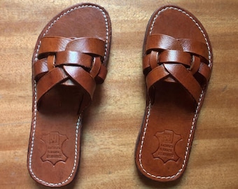 Handgefertigte Braun Leder Sandalen für Damen | Marokkanisch gewebter Huarache-Stil | MeloaLeder