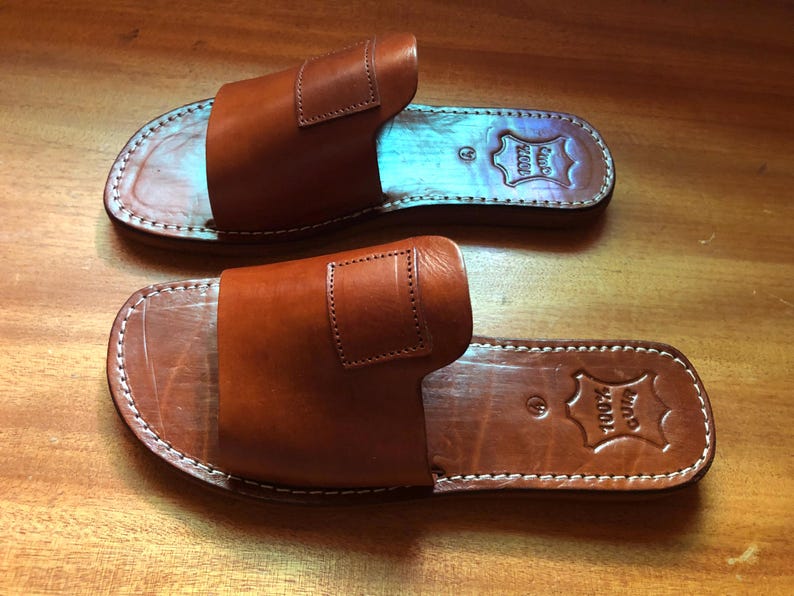 leather sandals, men leather sandal, moroccan sandal, handmade sandals, brown leather, men slip sandal, leather slides, arabic sandals, summer sandals, open toe sandal, artisan leather, minimal sandals, comfort sandals