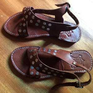 leather sandals, studded sandals, brown sandals, handmade sandals, boho sandals, womens sandals, summer sandals, flat leather shoe, rustic sandals, ankle strap sandal, casual sandals, artisan sandals, moroccan sandals