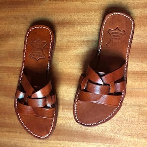 women leather sandal, leather sandals, brown leather sandal, handmade sandals, moroccan sandals, woven leather sandal, summer sandals, boho leather sandal, women slip sandals, casual summer sandal, artisan sandals, flat leather sandal, boho summer sandal