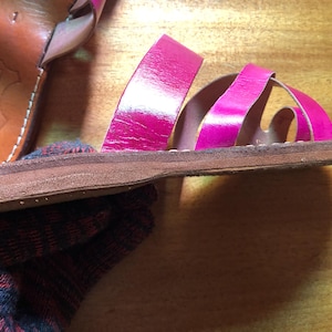 pink leather sandal, hot pink sandals, fuchsia sandals, leather sandals, handmade sandals, moroccan sandal, leather slides, women sandals, flat sandals, open toe sandal, cross strap sandal, boho sandals, summer sandals