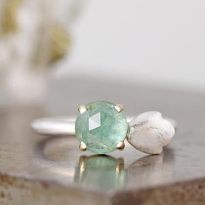 Sterling Silver Ring with 14k Yellow Gold Prong Set Moss Green Kyanite and Leaf Detail - Nature Inspired Jewelry - Size 6 - READY TO SHIP