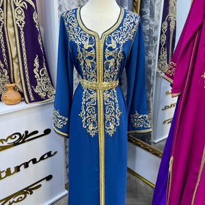 Hand Embroidered Moroccan Kaftan Dress: Traditional Takchita with Belt