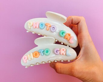 Pince à griffes personnalisée pour photographe, mignonne et tendance, avec lettres pastel à bulles, cadeau pour photographe de mariage, photo grl