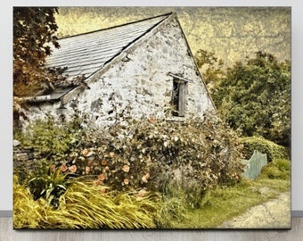 Perzikrozen, Irish Road, White Washed Cottage, Iers decor, Ierland landschap, Ierse foto, oud wit huis, Engelse rozentuin, Keltische kunst