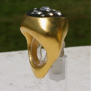 Beautiful 24K Gold Plated Ring with Swarovski Crystals Size 6 by zulasurfing image 3