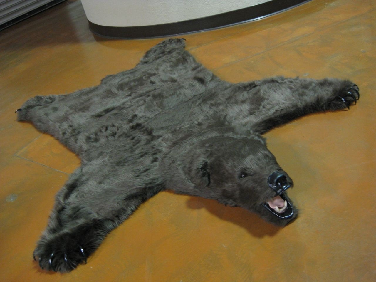 Gorgeous Brown Faux Grizzly Bearskin Rug Limited Edition 24