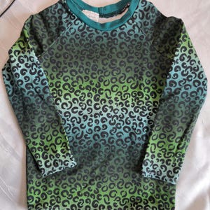 long-sleeved shirt