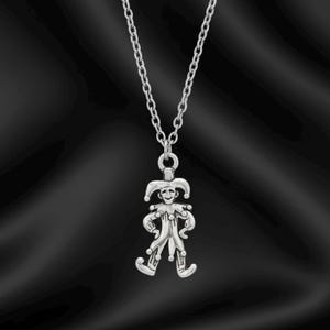 Collar de Joker de plata, colgante de plata para hombre, cadena con dije de bufón, collar con colgante para mujer, joyería alternativa, joyería para hombre.