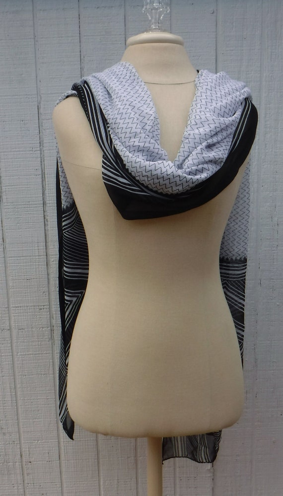 Minor Flaw black white dupatta scarf women/Vintag… - image 5