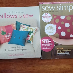 SEWING Lot of 2 book 15 beginner pillows sewing guide patterns/step by step beginner for sewing pillows tutorial/Sew Simple home decoration
