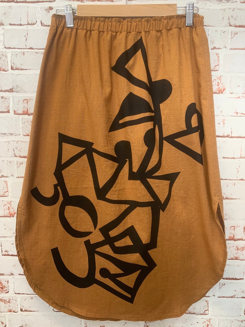 black print skirt-beautiful fabric-super cool for summer-woman 12-14-large gorgeous curry cotton blend