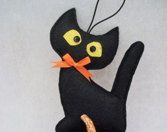 Black Cat Ornament - Cat Décor - Halloween Tree Ornament - Felt Cat - Cat Decoration - Gift For Cat Lover