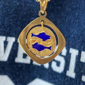 Vintage Pisces Fish Zodiac Pendant 18k Gold with Blue Enamel
