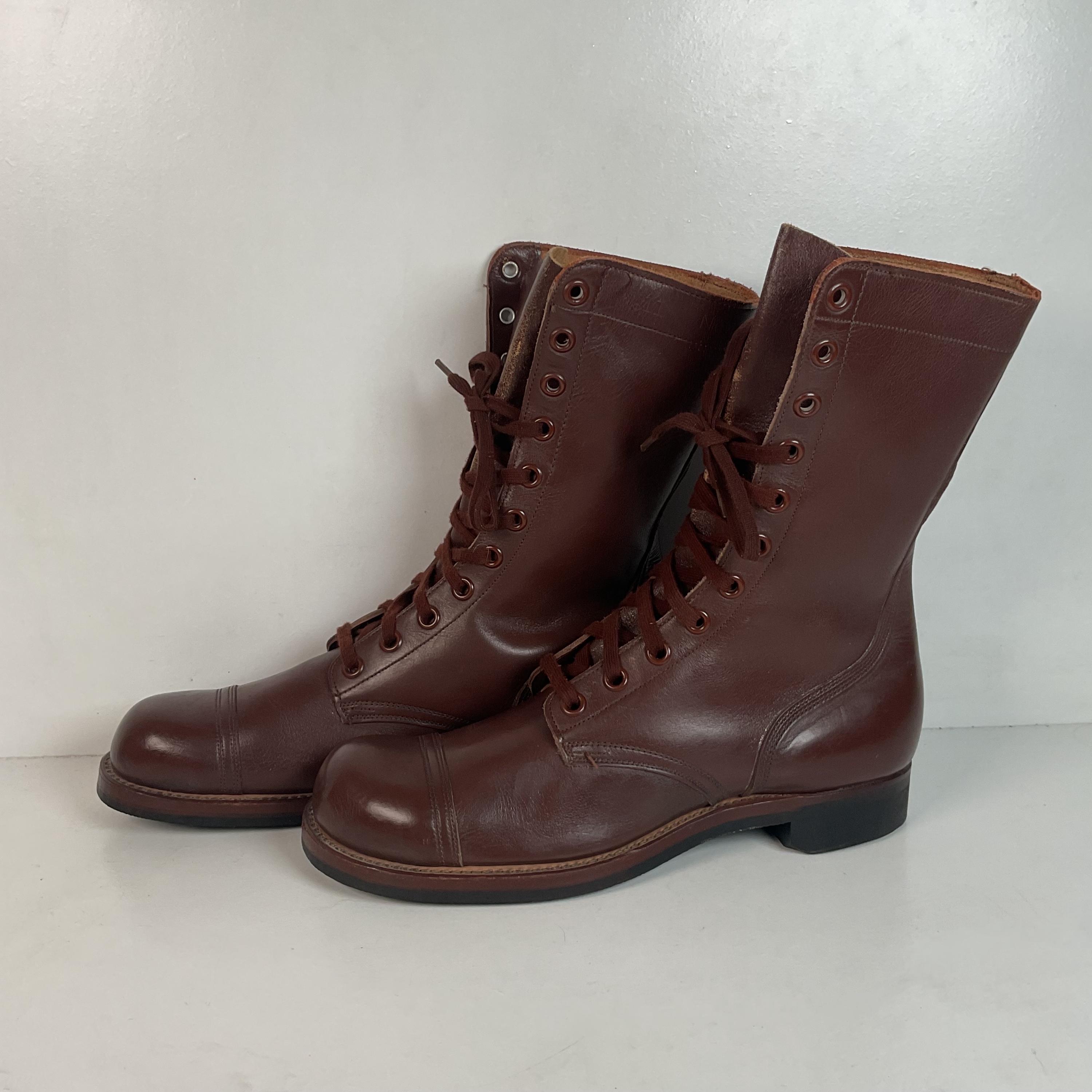 Corcoran jump boots - Etsy 日本