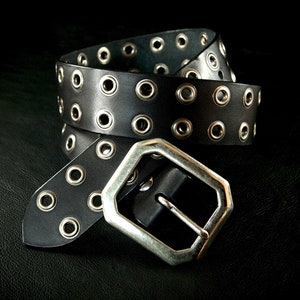 Black leather Eyelet belt : Premium vegetable tanned bridle leather with clipped buckle! Made in New York