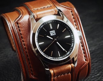 Tan Brown Leather cuff watch : Rich tones layered leather watchband. Hand Made In New York