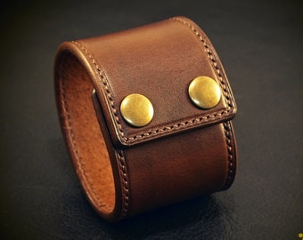 Leather cuff bracelet : Brown Bridle Leather wristband. Handstitched Custom made for You in USA using refined leatherworking techniques!