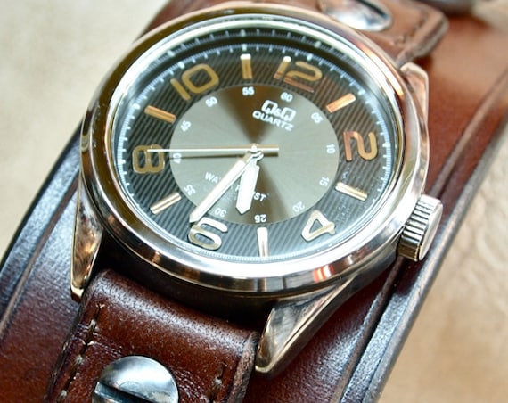 Brown Leather cuff Watch : Vintage Brown bridle leather wristband/watchband. Made in New York!