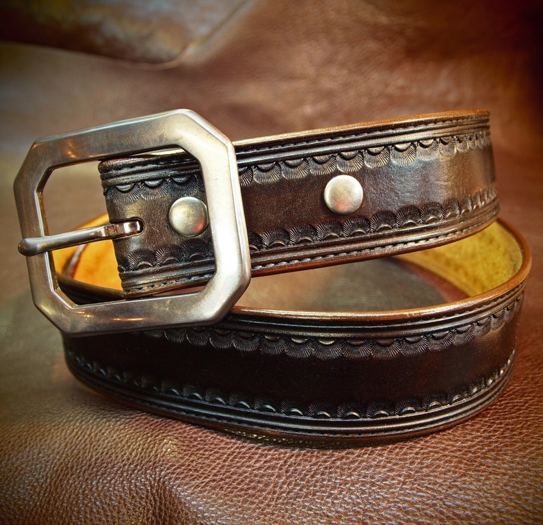 Brown leather belt : Tooled Western border with Distressed | Etsy